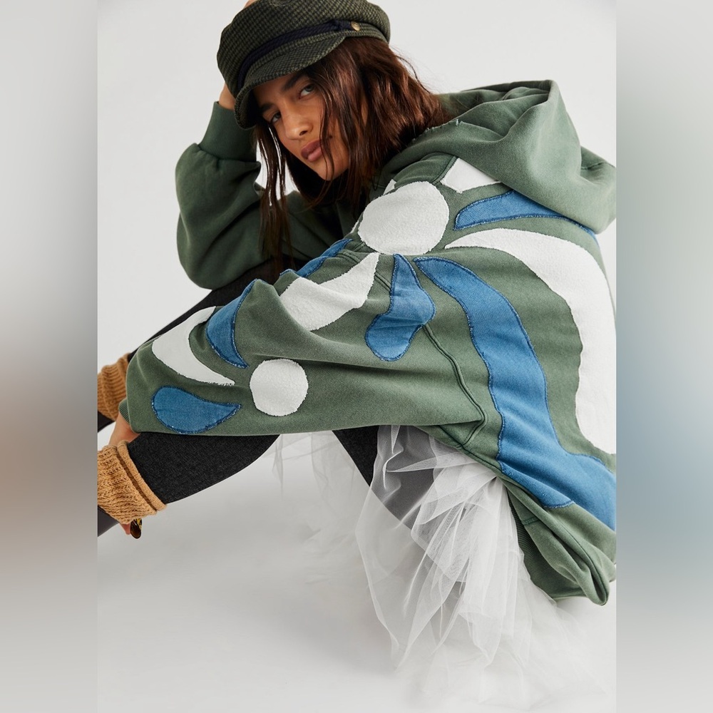 Free People It's a Vibe Hoodie - Picture 4 of 5